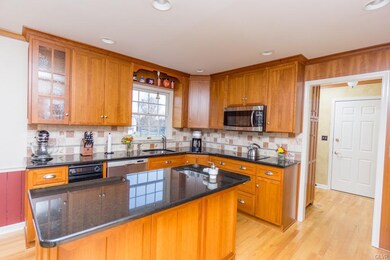 1181 Joyce Cir, Allentown, PA 18106 - photo 6