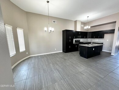 621 Guy Meyers, Socorro, TX 79927 - photo 3