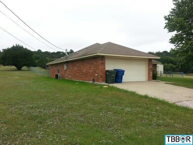3128 King Trail, Copperas Cove, TX 76522 - photo 2