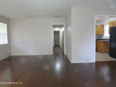 3850 Jammes Rd, Jacksonville, FL 32210 - photo 2