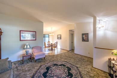 Livingroom2