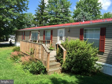 1160 Leisure Dr, Chambersburg, PA 17202 - photo 5