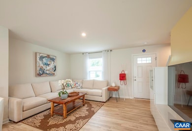 81 Mannie Ct, Ruckersville, VA 22968 - photo 4