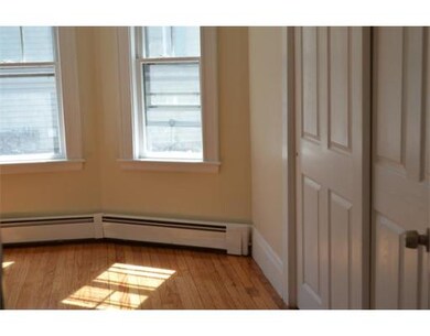 28 Greenhalge Ave, Everett, MA 02149 - photo 6