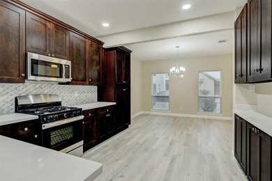 1752 S Gessner Rd, Houston, TX 77063 - photo 3