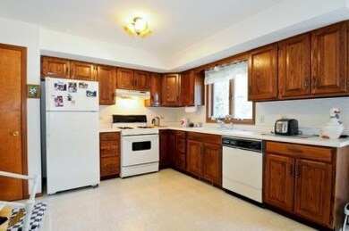 414 S Park Dr, Griffith, IN 46319 - photo 5