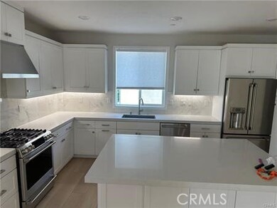 105 Pattern, Irvine, CA 92618 - photo 3