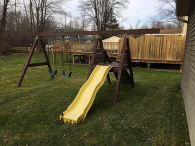 Playset will convey with property