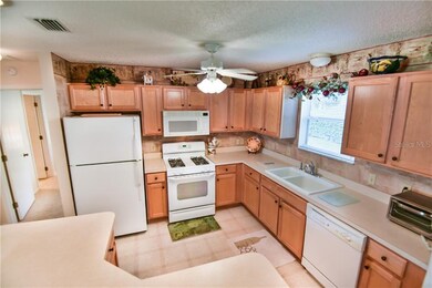 2816 Plainridge Loop, The Villages, FL 32162 - photo 7