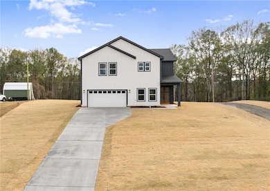 403 Magnolia Ave, Jefferson, GA 30549 - photo 3