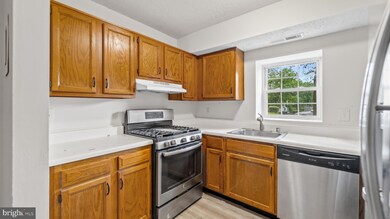 12006 Tarragon Rd unit D, Reisterstown, MD 21136 - photo 7