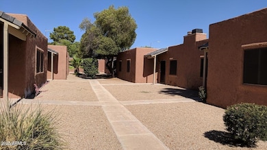 Condo 33