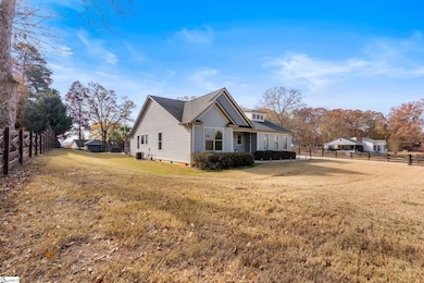 810 Ansel School Rd, Greer, SC 29651 - photo 4