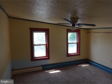 623 N Warren St, Orwigsburg, PA 17961 - photo 7