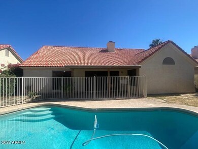 1249 E Laurel Ave, Gilbert, AZ 85234 - photo 2