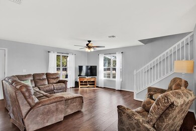 71 Cherry Oak St, Fredericksburg, TX 78624 - photo 4