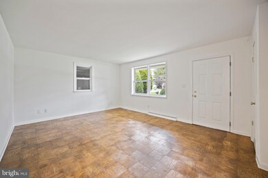 589 Salem Church Rd, Newark, DE 19702 - photo 3