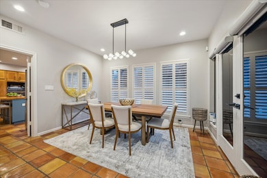 312 Sugarberry Cir unit 312, Houston, TX 77024 - photo 6