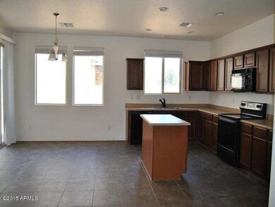 FHA Case 023-303089 - Kitchen (3)