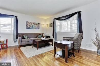 3505 Losrac Ct, Parkville, MD 21234 - photo 4