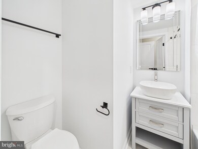 1320 Grove St unit 1, Philadelphia, PA 19146 - photo 3