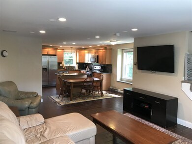 16 Boulder Way, MerriMacK, NH 03054 - photo 5