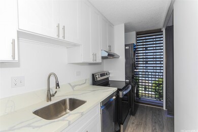 Camelot unit 506, Honolulu, HI 96822 - photo 7