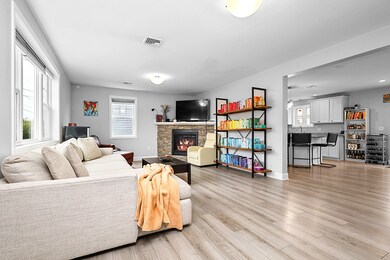 54 Raymond St, East Providence, RI 02914 - photo 6