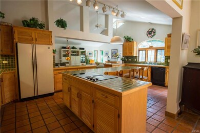 726 Furnace St, Emmaus, PA 18049 - photo 5