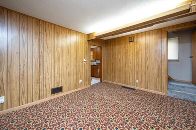 740 Conger St, Waterloo, IA 50703 - photo 6