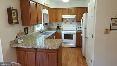 28337 Beech Dr, Rhoadesville, VA 22542 - photo 3