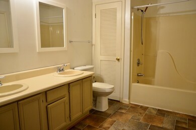 173 Roy Cir, Americus, GA 31709 - photo 4