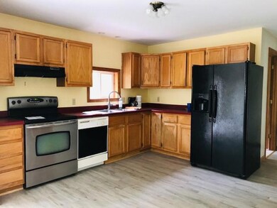 Kitchen w/new flooring.