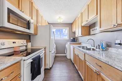 6425 83rd Ct N unit 42D, Brooklyn Park, MN 55445 - photo 6