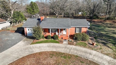 307 S Elm St, Marshville, NC 28103 - photo 3