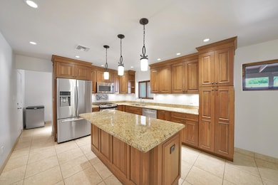 Soft Closed Cabinets & Drawers