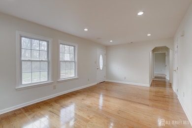 398 Spotswood Gravel Hill Rd, Monroe Township, NJ 08831 - photo 6