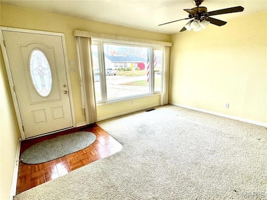 6334 Hurstgreen Ln, Saint Louis, MO 63123 - photo 7