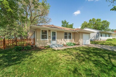 8236 Dupont Ave S, Bloomington, MN 55420 - photo 3