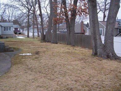 83 Thayer Cir, Randolph, MA 02368 - photo 5