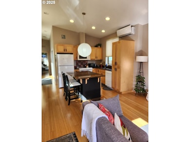 1200 Sheraton Dr unit 1, Eugene, OR 97401 - photo 7