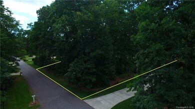 L437 Broadmoor Dr unit 437, Statesville, NC 28625 - photo 3