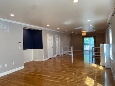 41-43 Port Norfolk St unit 1R, Dorchester, MA 02122 - photo 3