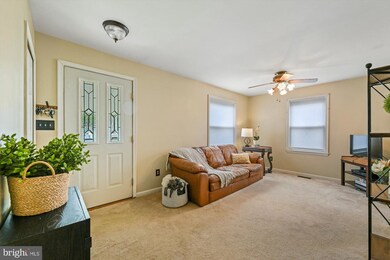 8724 Eddington Rd, Parkville, MD 21234 - photo 3