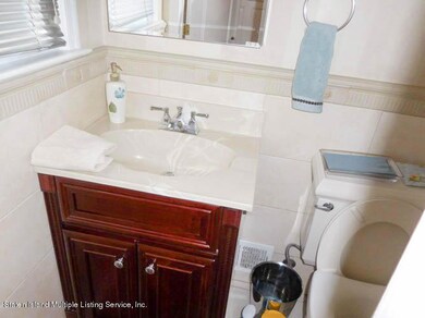 40 Jaffe St, Staten Island, NY 10314 - photo 7