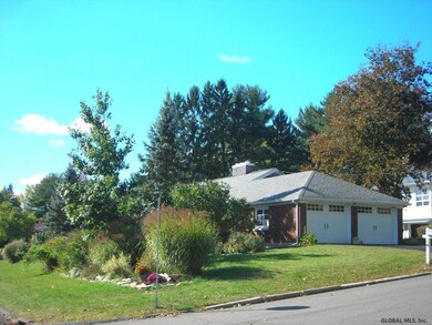 14 Chelton Ave, Troy, NY 12180 - photo 5