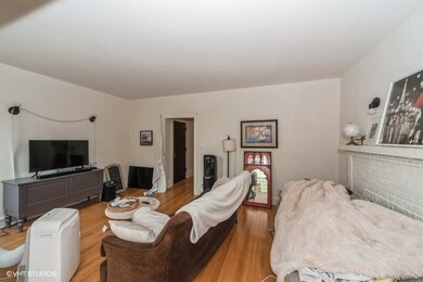 403 S Kenilworth Ave unit 2, Oak Park, IL 60302 - photo 4