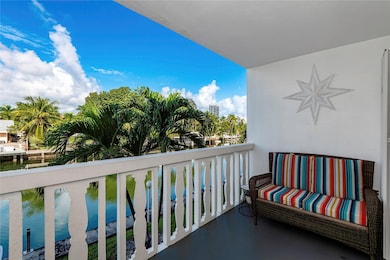 470 Paradise Isle Blvd unit 204, Hallandale Beach, FL 33009 - photo 4