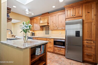 Kitchen/Island/Breakfast Bar
