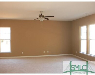 Den/Family/Great Room. SPACIOUS, LOTS OF NATURAL L